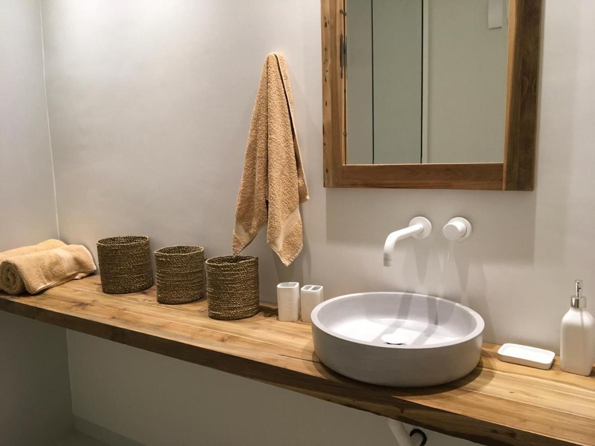 Arion Seaside Suites Paleros エクステリア 写真