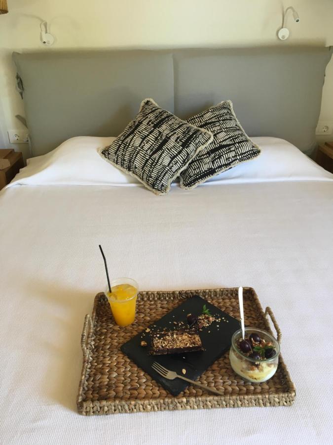 Arion Seaside Suites Paleros エクステリア 写真