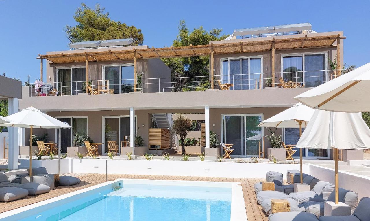Arion Seaside Suites Paleros エクステリア 写真